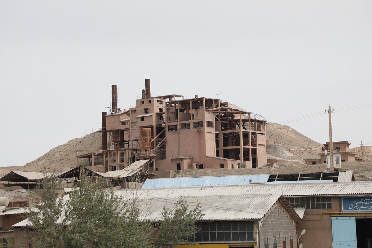 نقش ۶۶ ساله کارخانه سیمان در توسعه مشهد