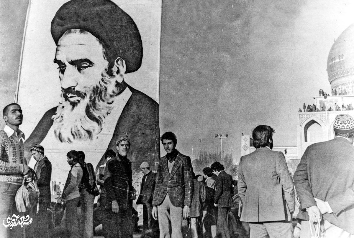 سه روایت هاشم موسوی از انقلاب در عیدگاه