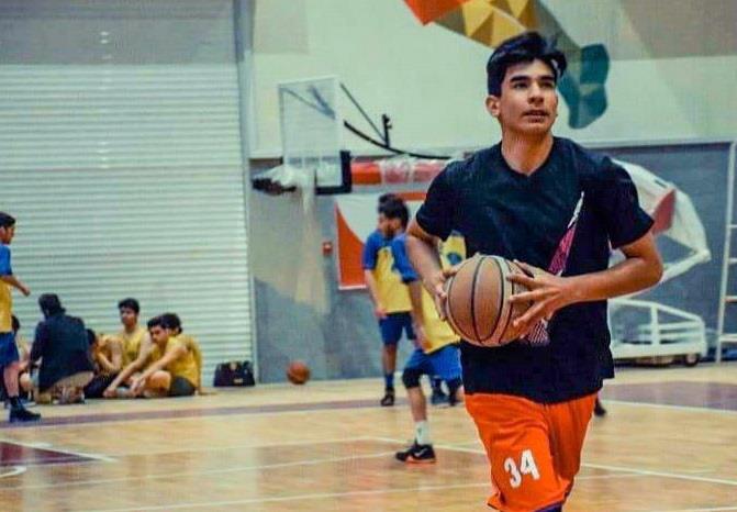 نوجوان محله دانشجو خود را برای مسابقات آسیایی بسکتبال آماده می‌کند