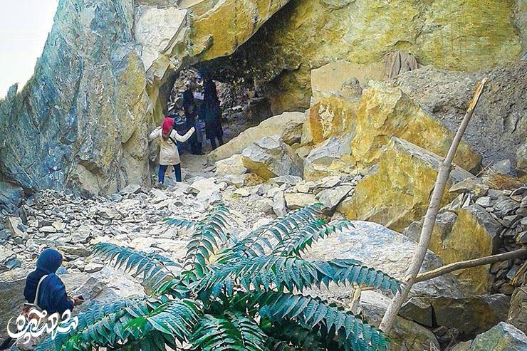 غار پروانه‌ها؛ روایت غار دست‌ساختی که منتظر گردشگران چشمه پونه است