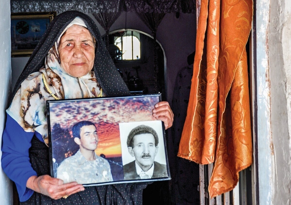 مادر شهید رضا پهلوان حتی یک ریال از بنیاد شهید نگرفته است