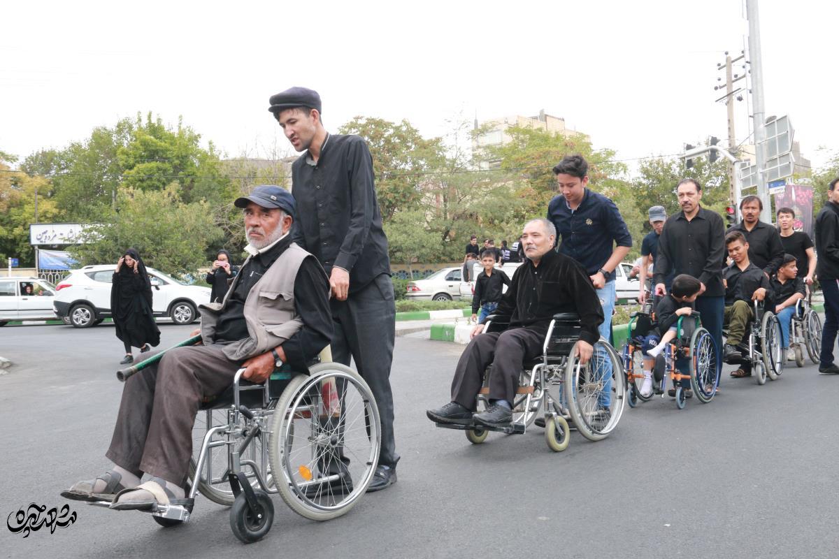 توسل توان‌یابان مشهد به سه‌ساله کربلا