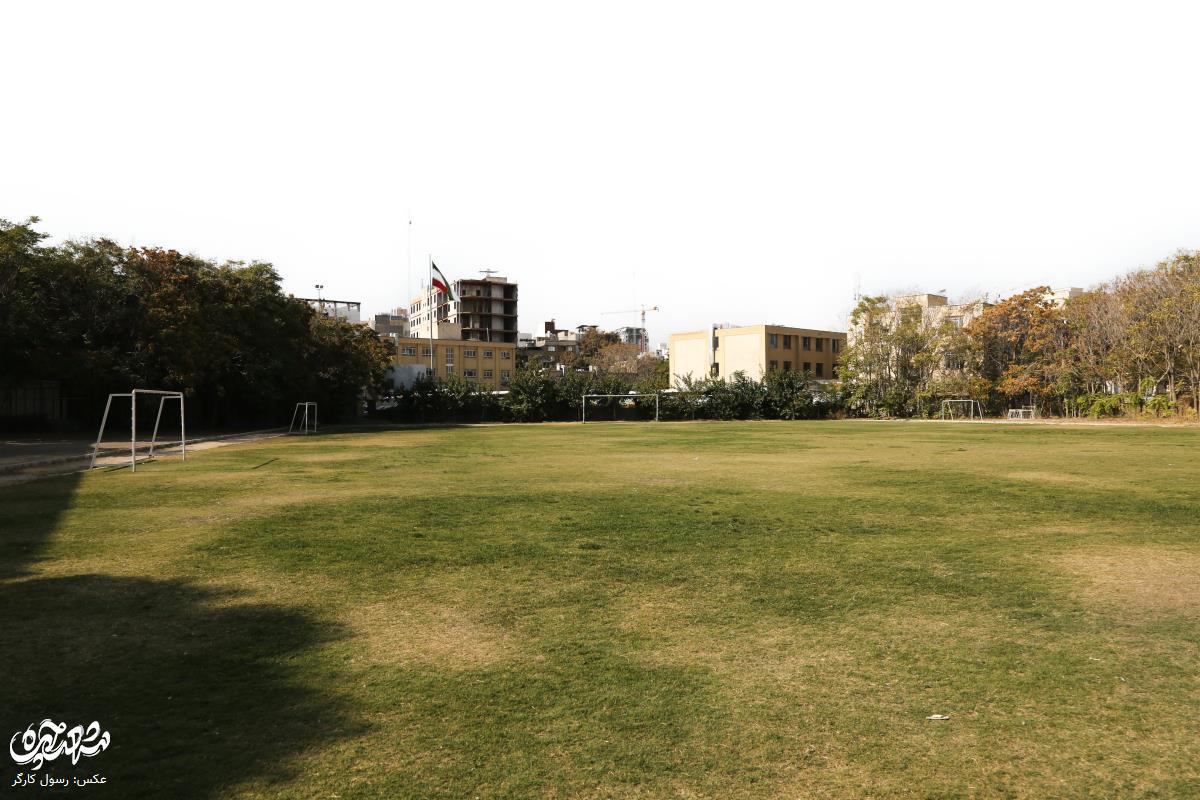 از نخستین باشگاه ورزشی مشهد تنها یک زمین چمن باقی مانده