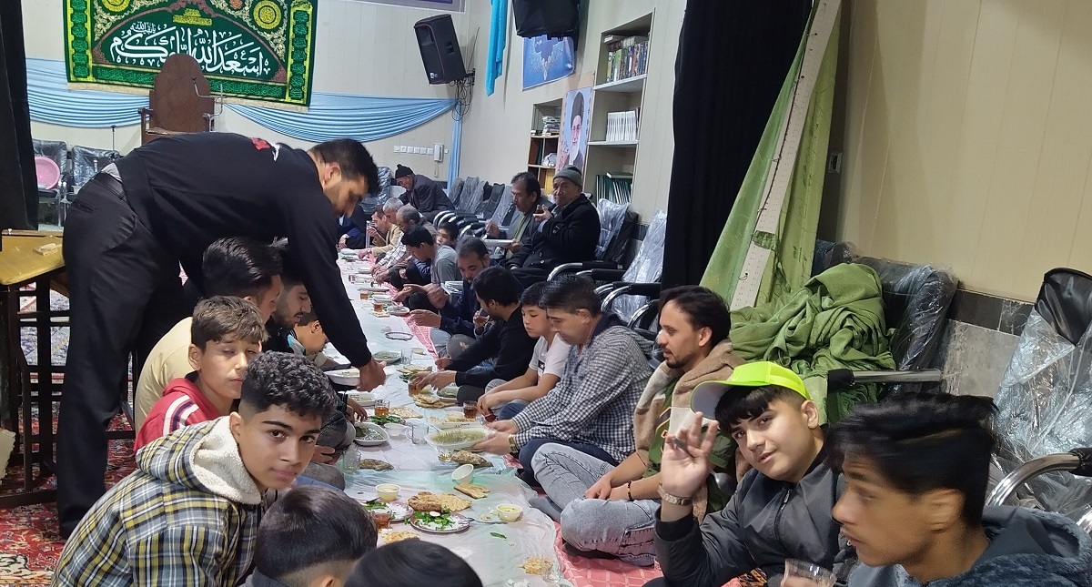 سفره‌هایی به رنگ سادگی