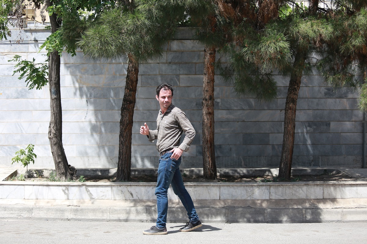 محسن کریمی راد رکورددار دویدن معکوس در ایران است