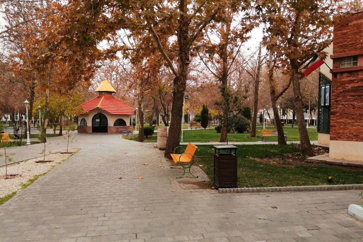 کوچه باغ‌های آلو