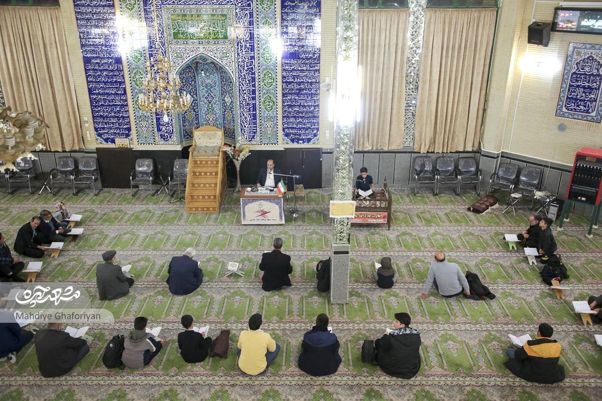 یک عمر عزت با قرآن یک عمر عزت با قرآن