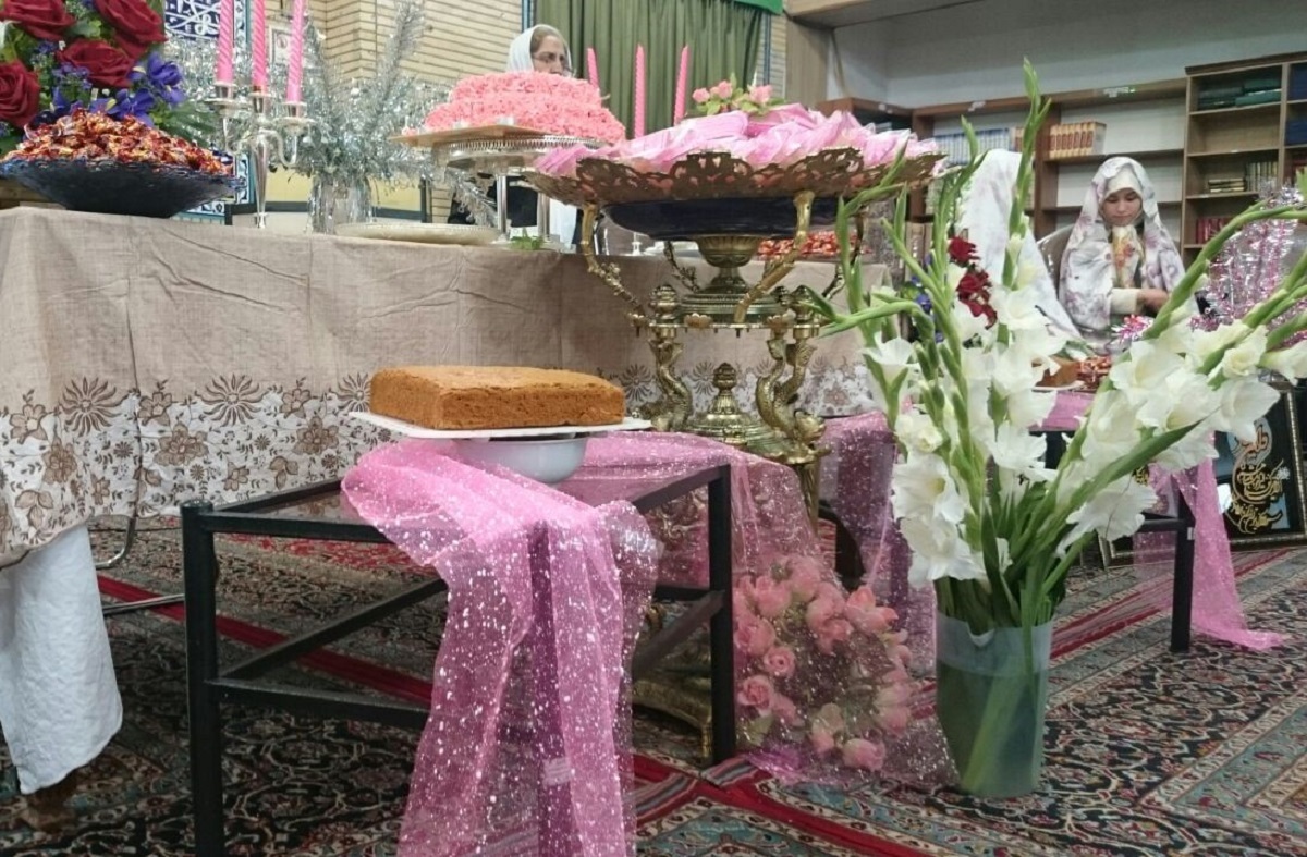 مسجد فاطمهالزهرا (س) زوجها را آسان راهی خانه بخت میکند مسجد فاطمهالزهرا (س) زوجها را آسان راهی خانه بخت میکند