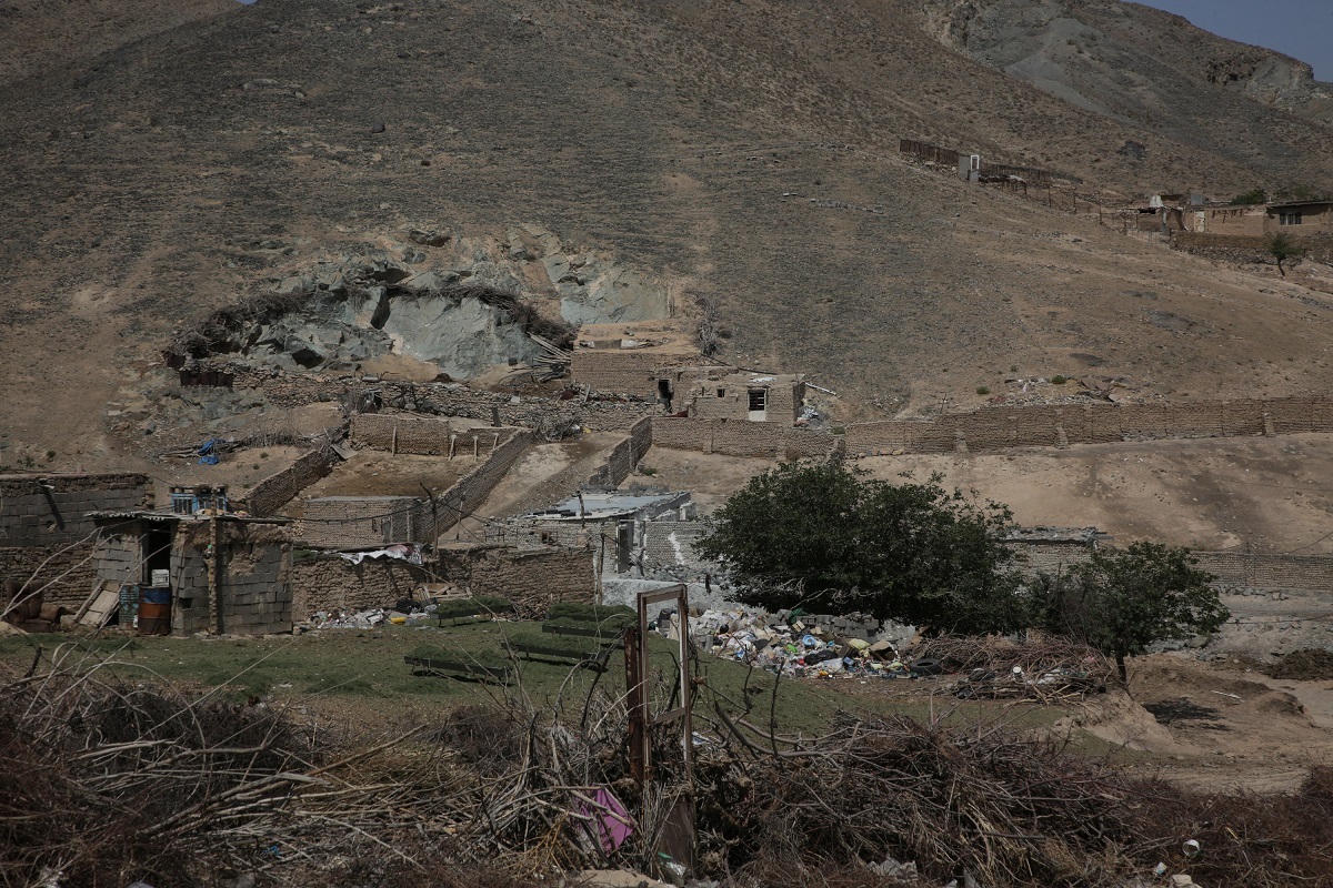 چشمه پونه؛ آبادی بی آب مشهد چشمه پونه؛ آبادی بی آب مشهد