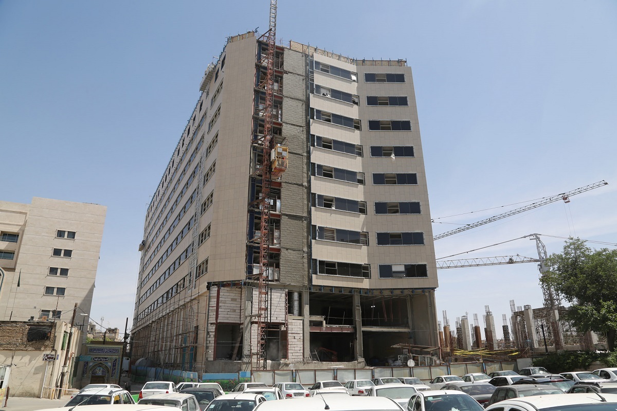 بازمانده از میر بزرگ در محله پایین خیابان بازمانده از میر بزرگ در محله پایین خیابان
