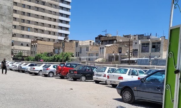 معبر ورود به عنصری شرقی