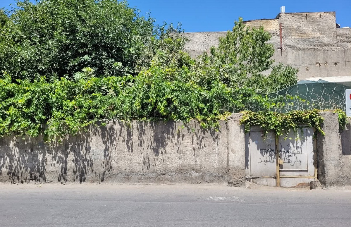 معبر ورود به عنصری شرقی