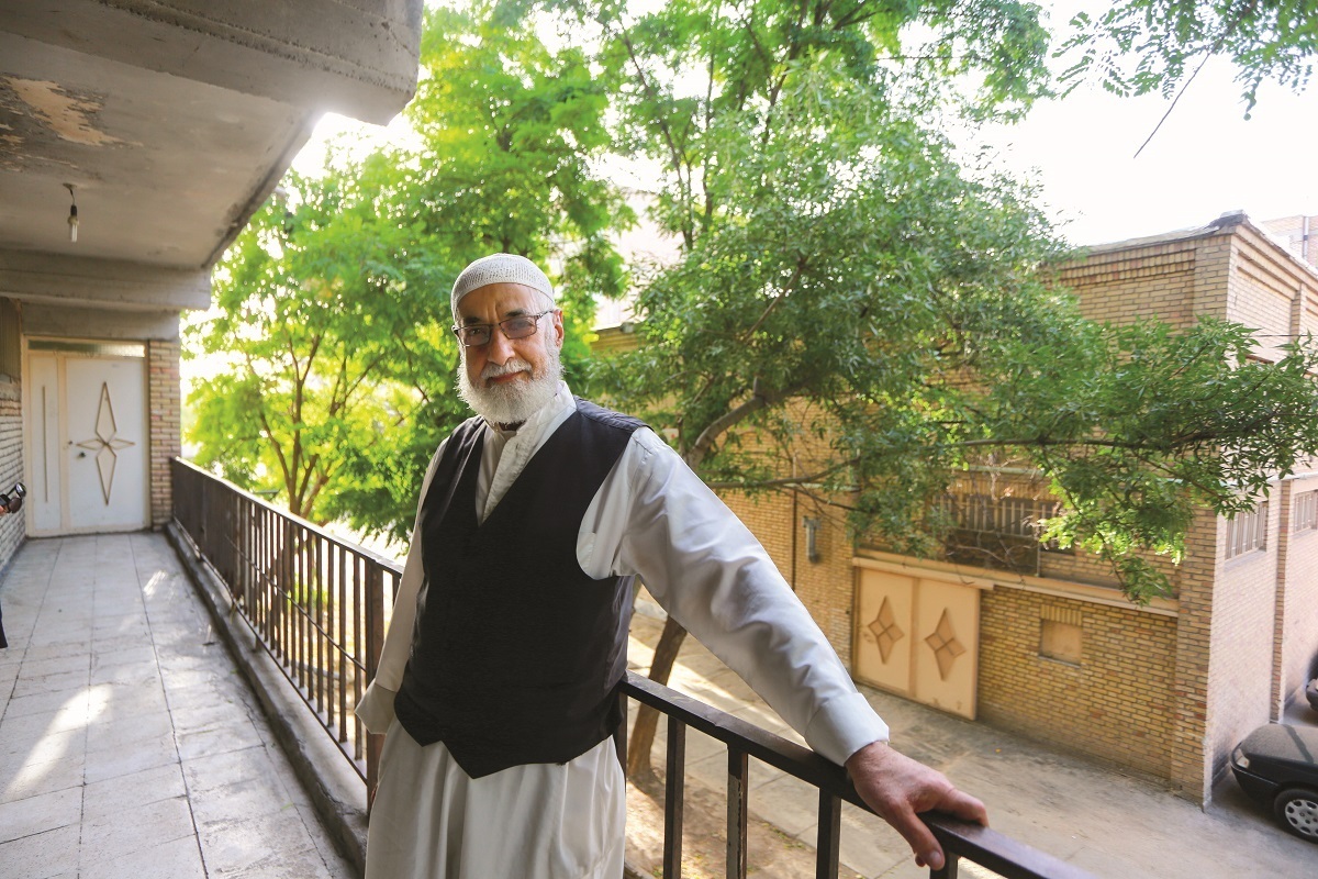 نفس گرم ابوجعفر؛ موذن شهرک شهید بهشتی
