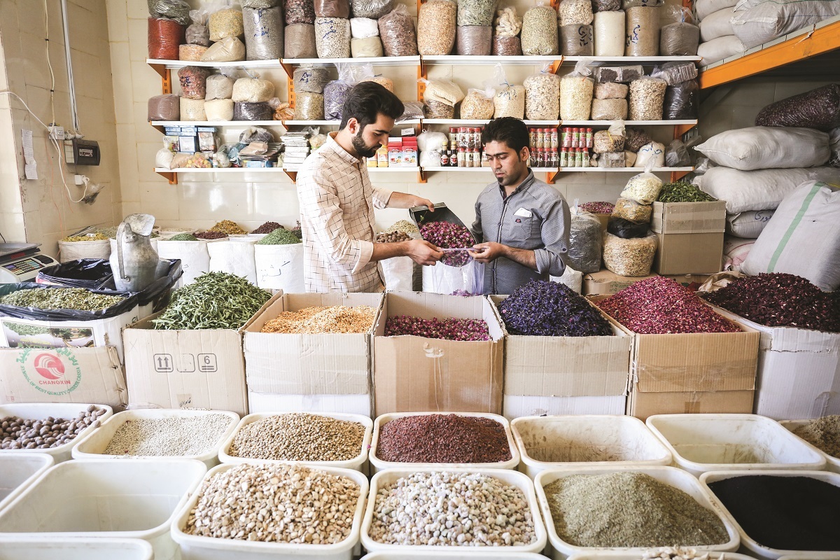 سرای اردکانیان؛ قطب گمنام ادویه کشور سرای اردکانیان؛ قطب گمنام ادویه کشور