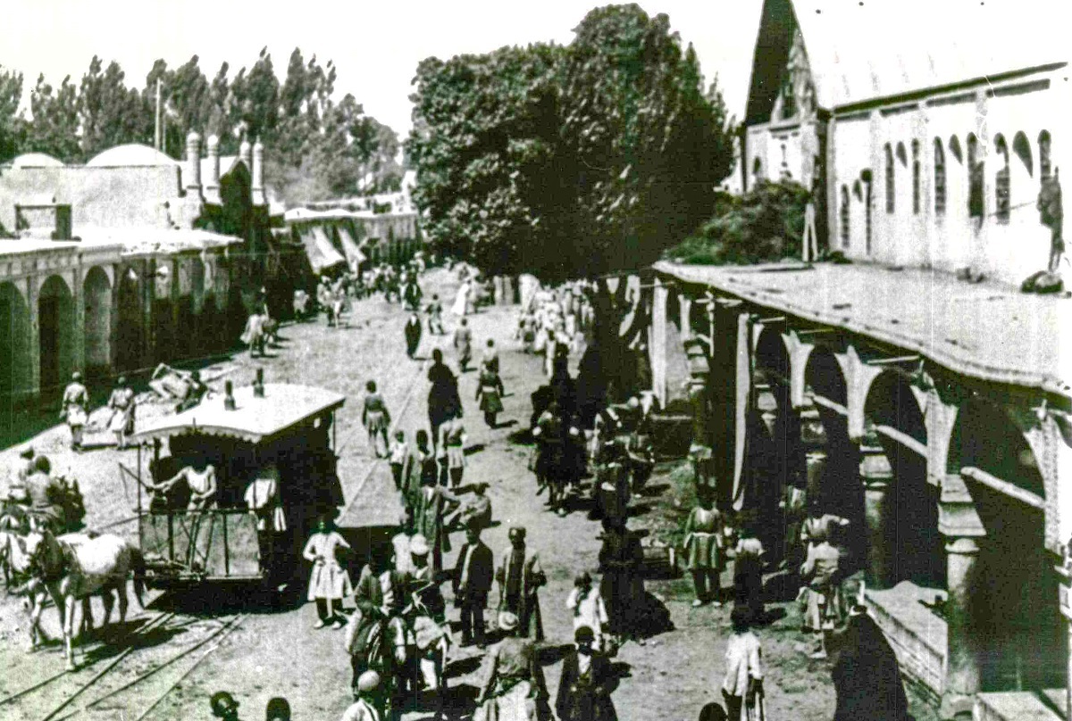 روایتی از مشهد ۱۱۲ سال پیش و ممنوعیت مصرف برخی کالاها در عزاداری ماه محرم روایتی از مشهد ۱۱۲ سال پیش و ممنوعیت مصرف برخی کالاها در عزاداری ماه محرم