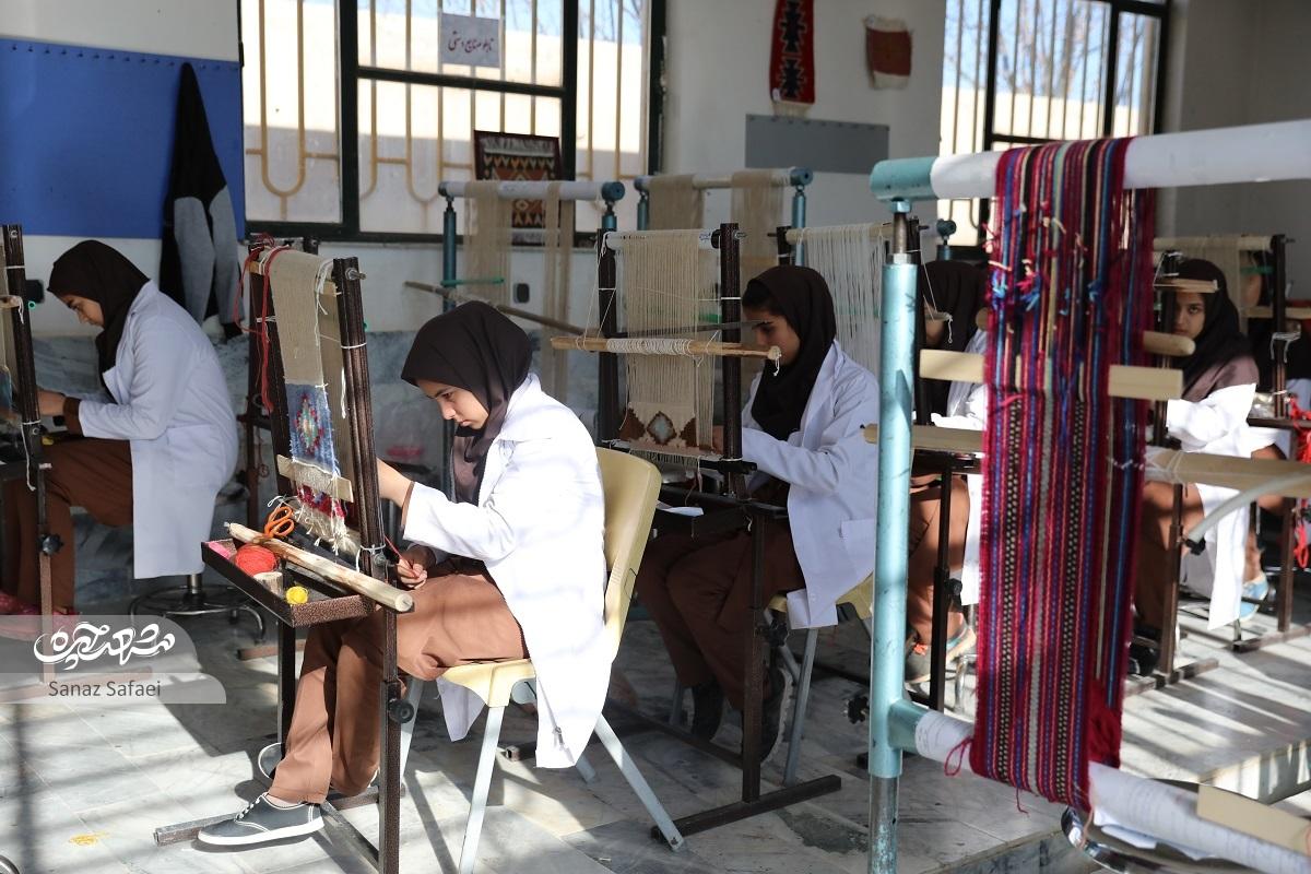 هنرستان فنی و حرفهای «راه نور»؛ ظرفیتی ویژه برای توس هنرستان فنی و حرفهای «راه نور»؛ ظرفیتی ویژه برای توس