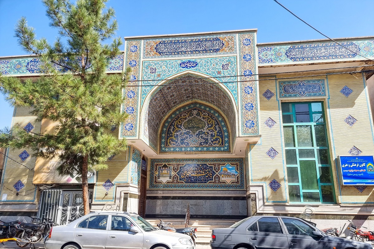 کوچه چرم‌فروش‌ها در مطهری