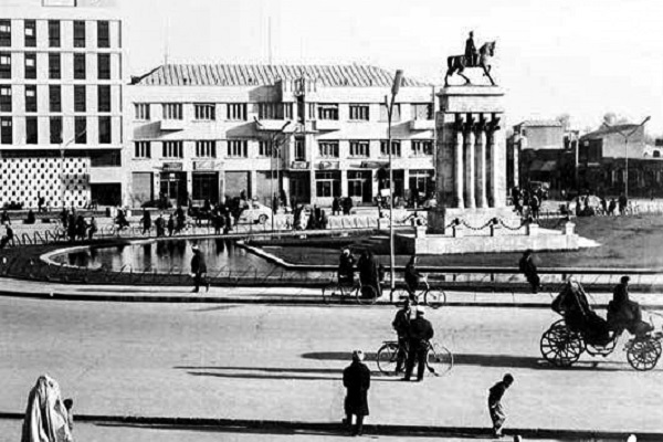 هویتی که تاریخ ما رامی‌سازد