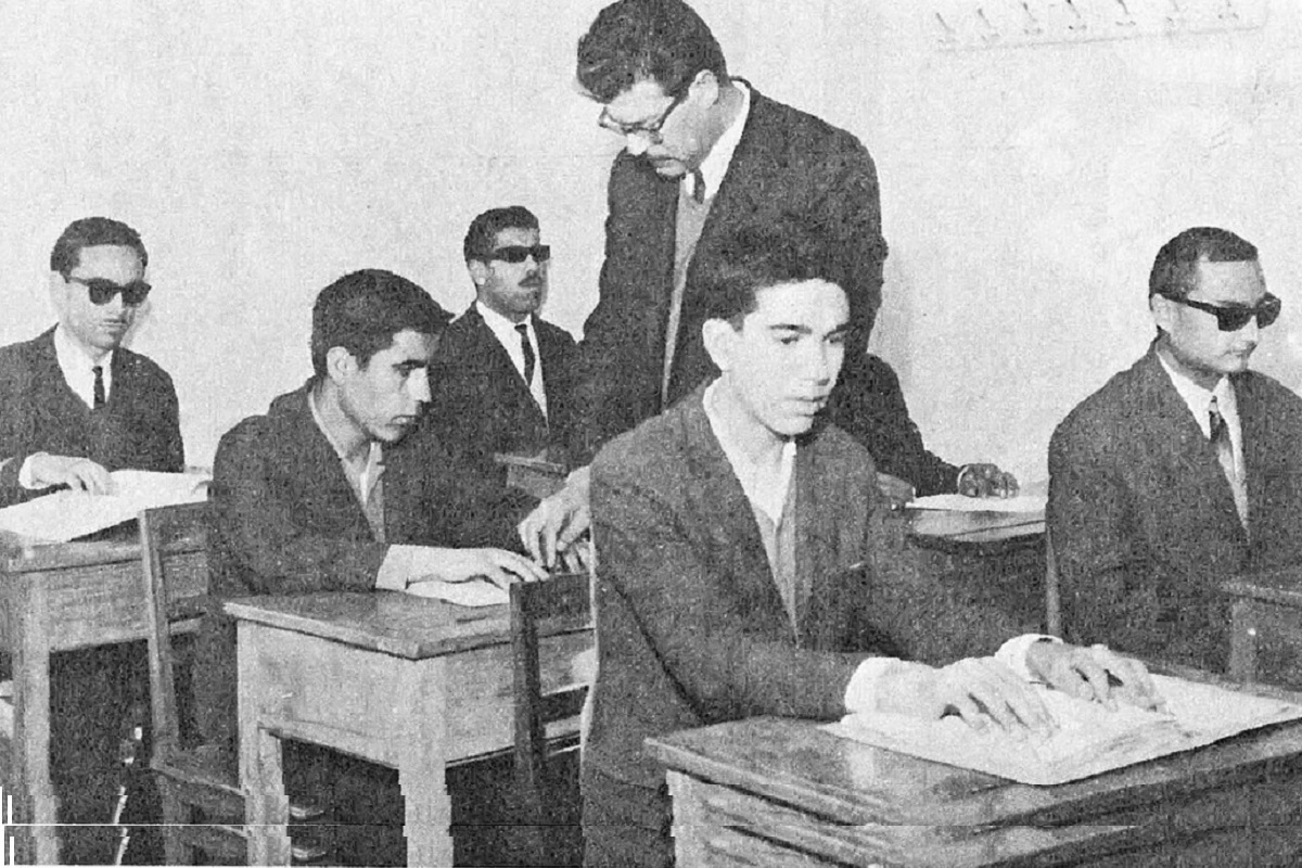 اولین مدرسه نابینایان مشهد سال ۴۵ افتتاح شد