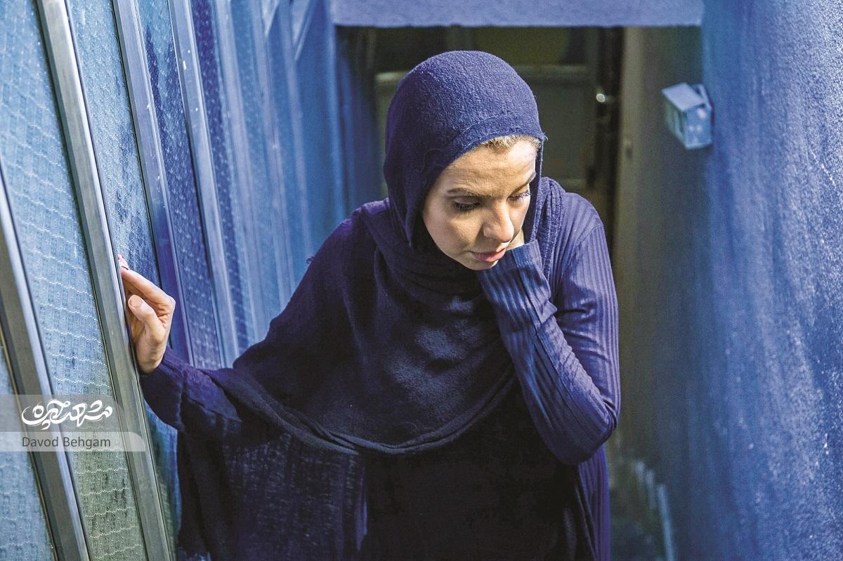 مهسا غفوریان، برترین بانوی بازیگر، در سی و ششمین دوره از جشنواره تئاتر فجر بوده است.