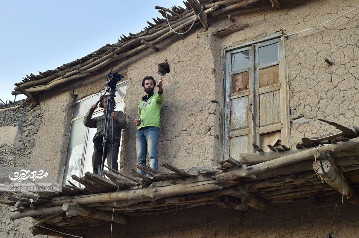 سیدحسن ایزانلو، مستندسازی است که سوژه‌هایش را از محیط اطرافش پیدا می‌کند