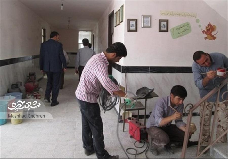 ستاره تابش و همسرش تاکنون ۲۶ مدرسه را تجهیز و نوسازی کرده اند