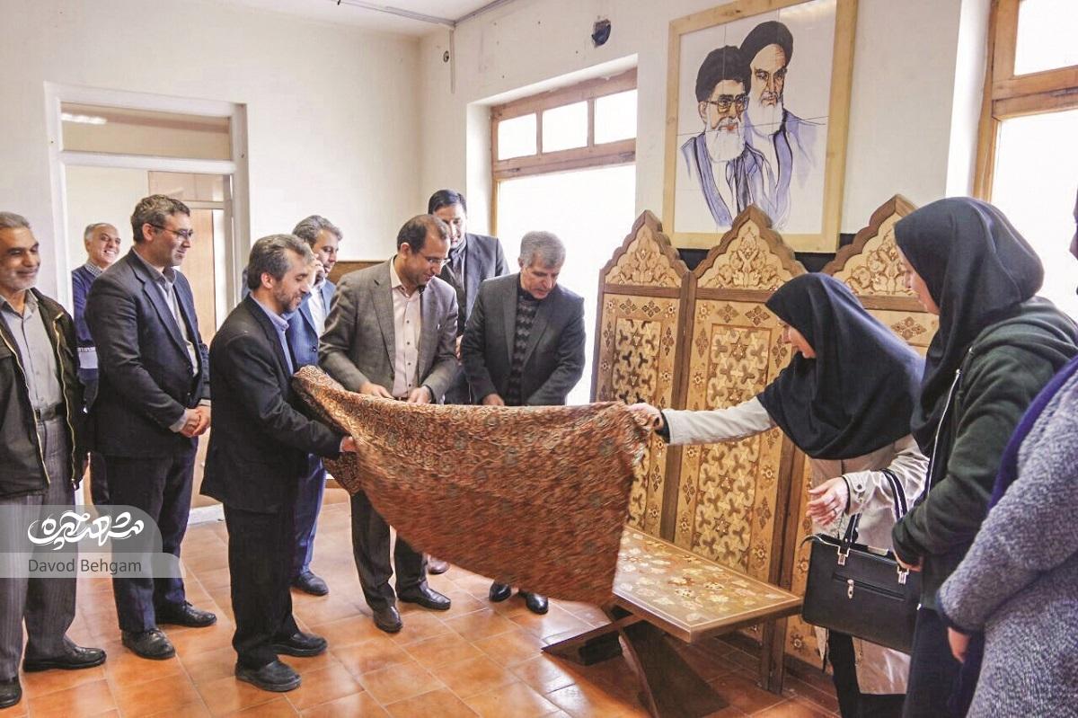 حال خوب با چوب حال خوب با چوب