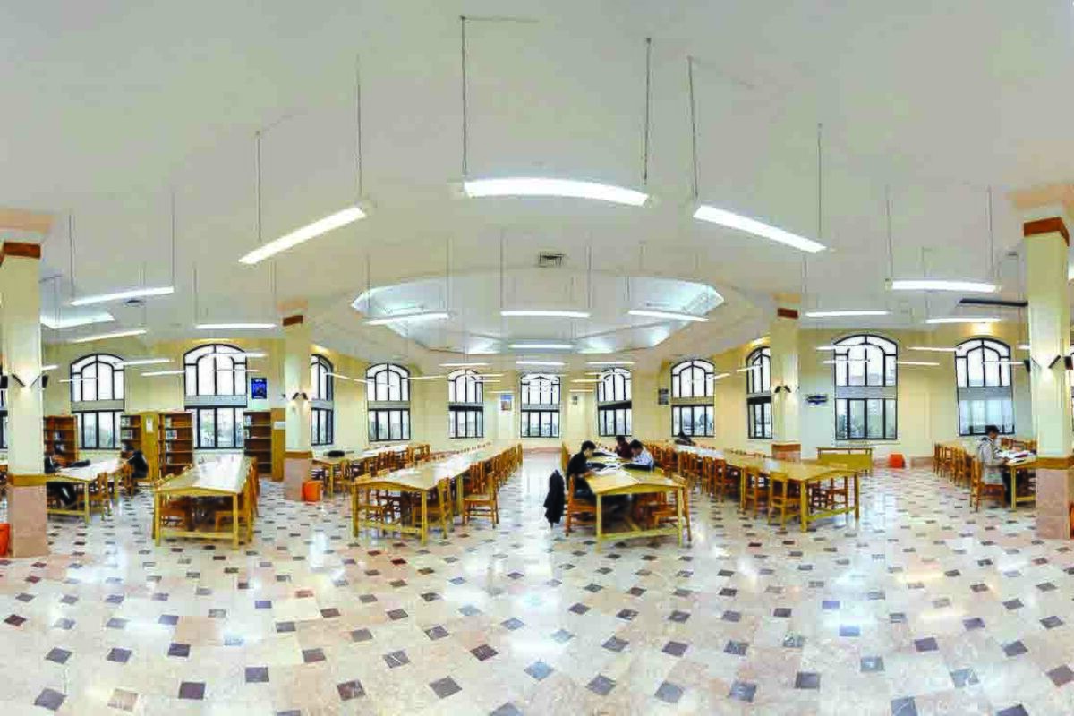 کتابخانه امام خمینی (ره) جمعه‌ها هم باز است