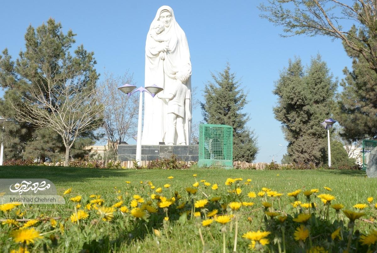 حسین ماستیانی ۲۰ سال پیش تندیس مادر را خلق کرد حسین ماستیانی ۲۰ سال پیش تندیس مادر را خلق کرد