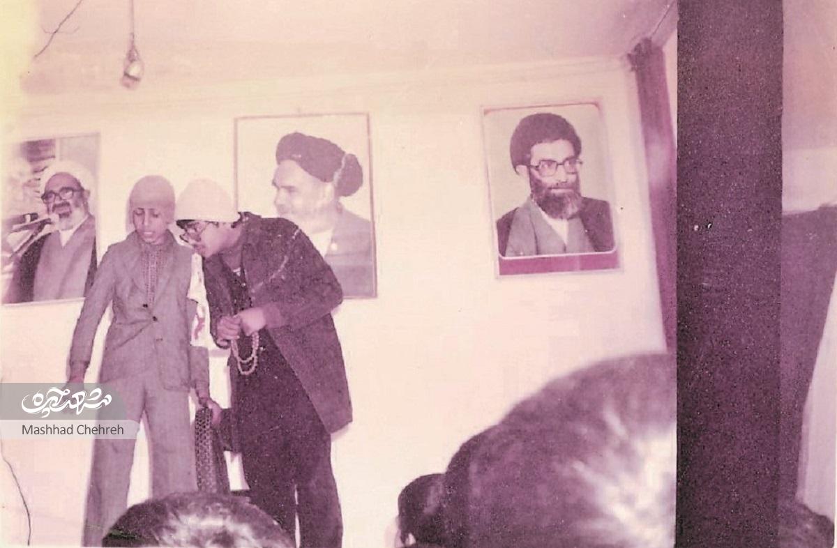 رضا عطاران بازیگری تئاتر را از گروه ما آغاز کرد