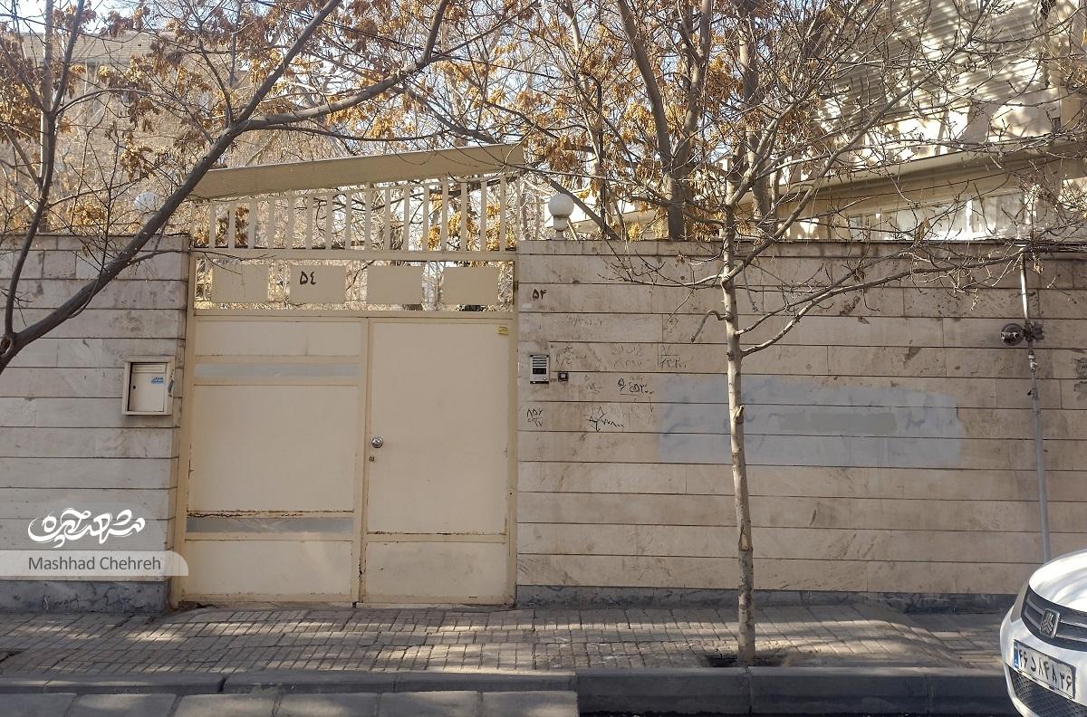 خیابان قائم ۲۸ کوتاه، اما پرتردد