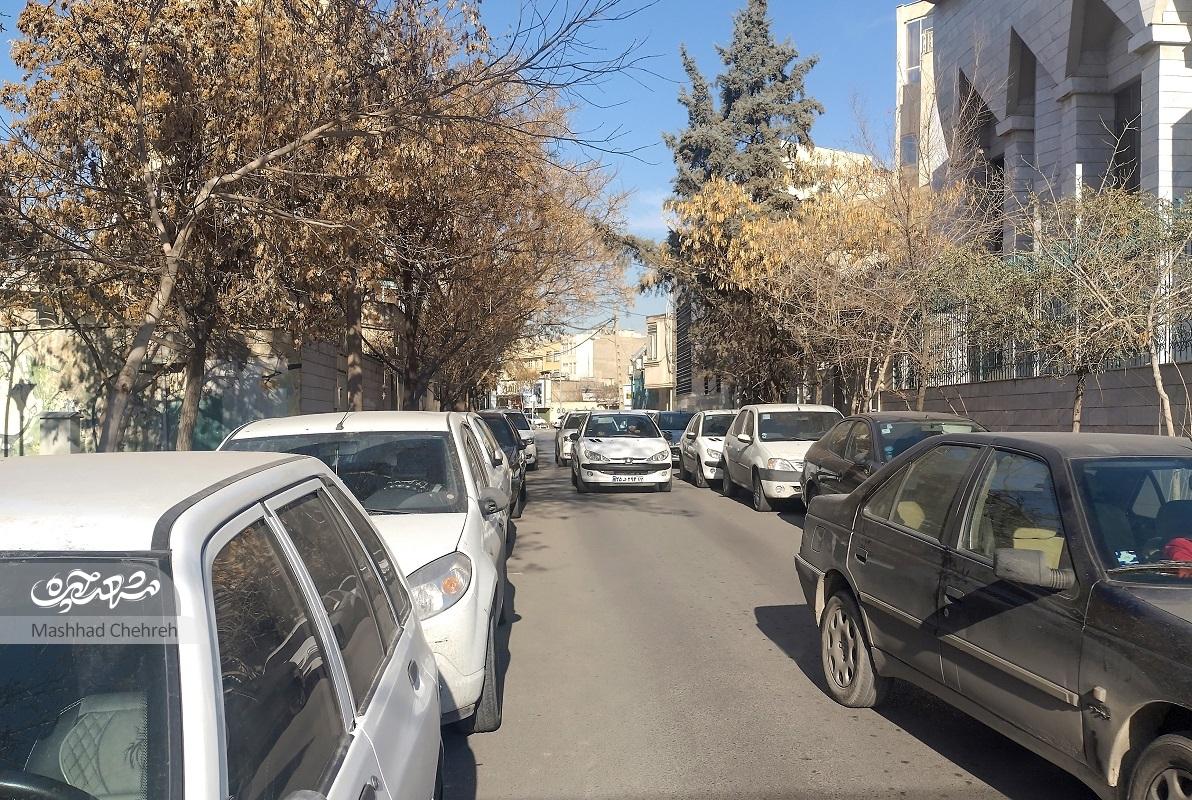خیابان قائم ۲۸ کوتاه، اما پرتردد