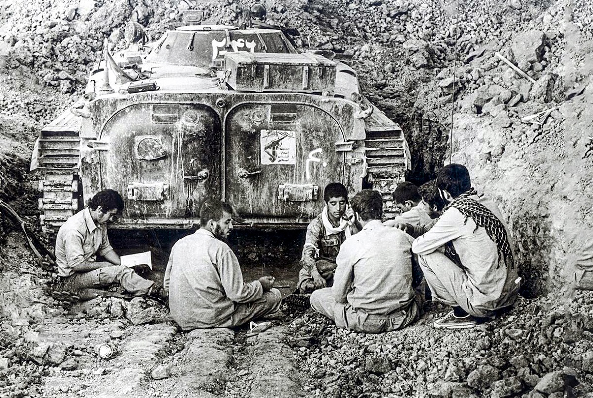 جای خالی اسناد ۳۶ سال پس از دفاعمقدس جای خالی اسناد ۳۶ سال پس از دفاعمقدس