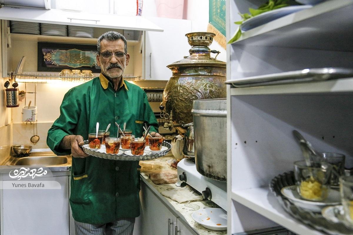 بنای مذهبی محله رده این روز‌ها پاتوق نوجوانان و جوانان شده است