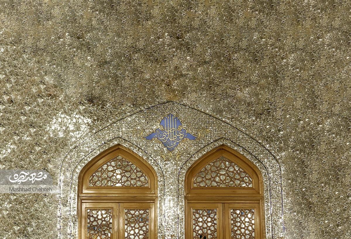 هنری که در ۴۰۰ سال جایگزین کاشی، نقاشی و گچبریها در حرمرضوی شده است هنری که در ۴۰۰ سال جایگزین کاشی، نقاشی و گچبریها در حرمرضوی شده است