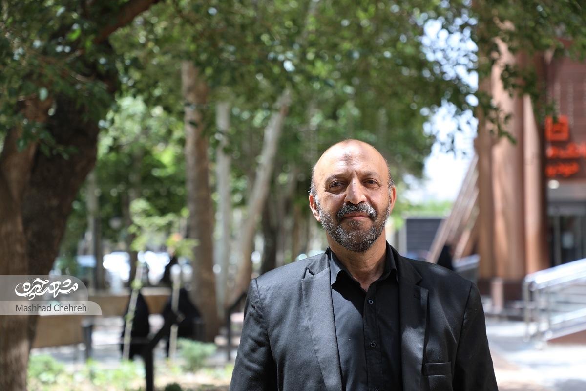 پدرم زیر سنگینی علم، «شاهحسین» شد پدرم زیر سنگینی علم، «شاهحسین» شد