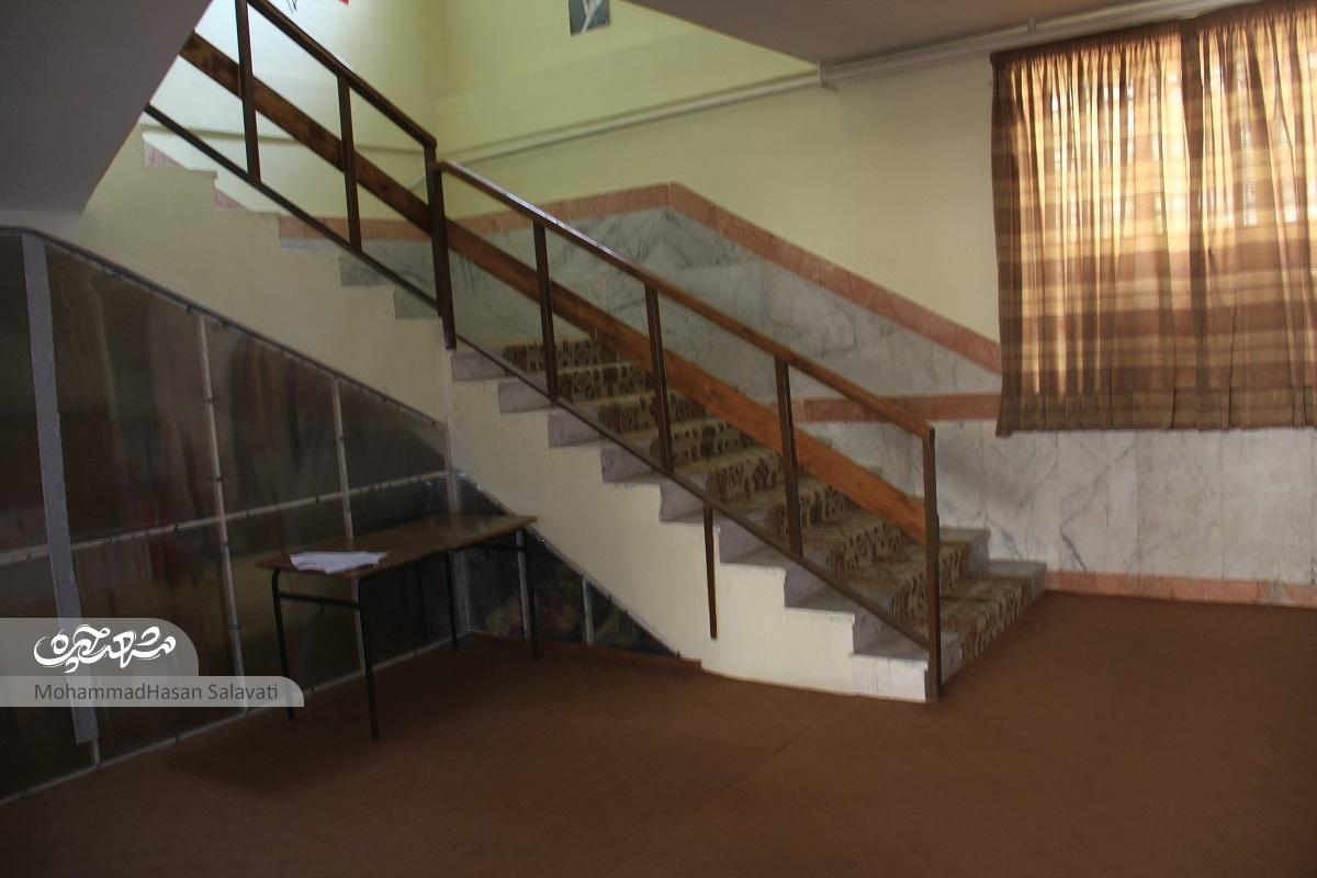 دبیرستان دخترانه شاهد فاطمیه؛ خانه مدرسـه‌