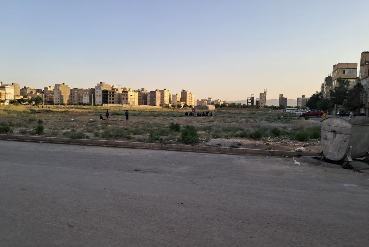 زمین خاکی، سهم ساکنان کوچه شهید درودی ۱۹