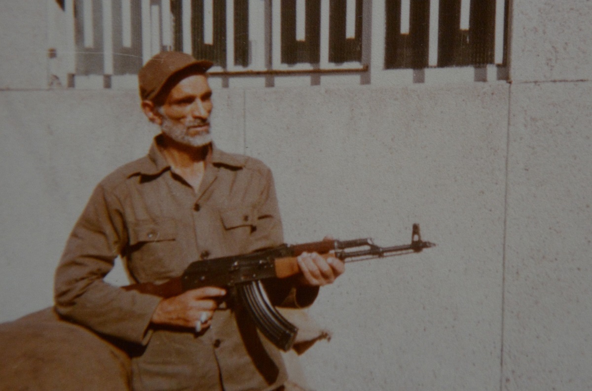 شهید احمد رستگارمقدم در محله اش به «دایی» شهرت داشت شهید احمد رستگارمقدم در محله اش به «دایی» شهرت داشت