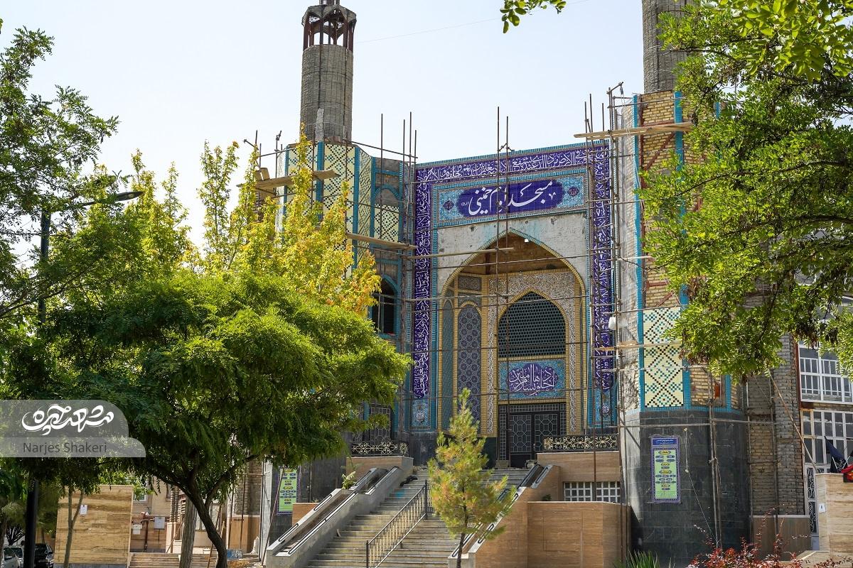 قوتِ همسایهداری در شهرک جوان جاهدشهر قوتِ همسایهداری در شهرک جوان جاهدشهر