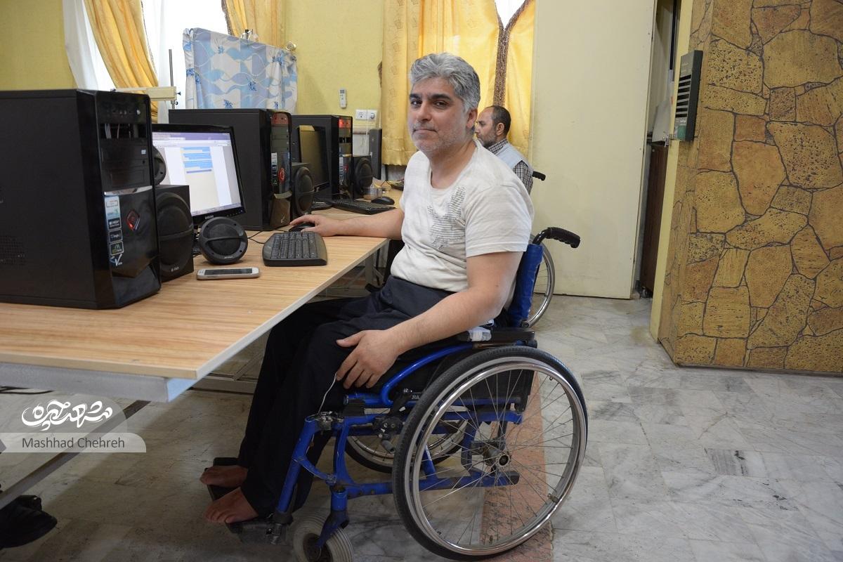 روایتی خودمانی با جانبازان سپاه در مرکز توانبخشی امام خمینی(ره) در پارک ملت روایتی خودمانی با جانبازان سپاه در مرکز توانبخشی امام خمینی(ره) در پارک ملت