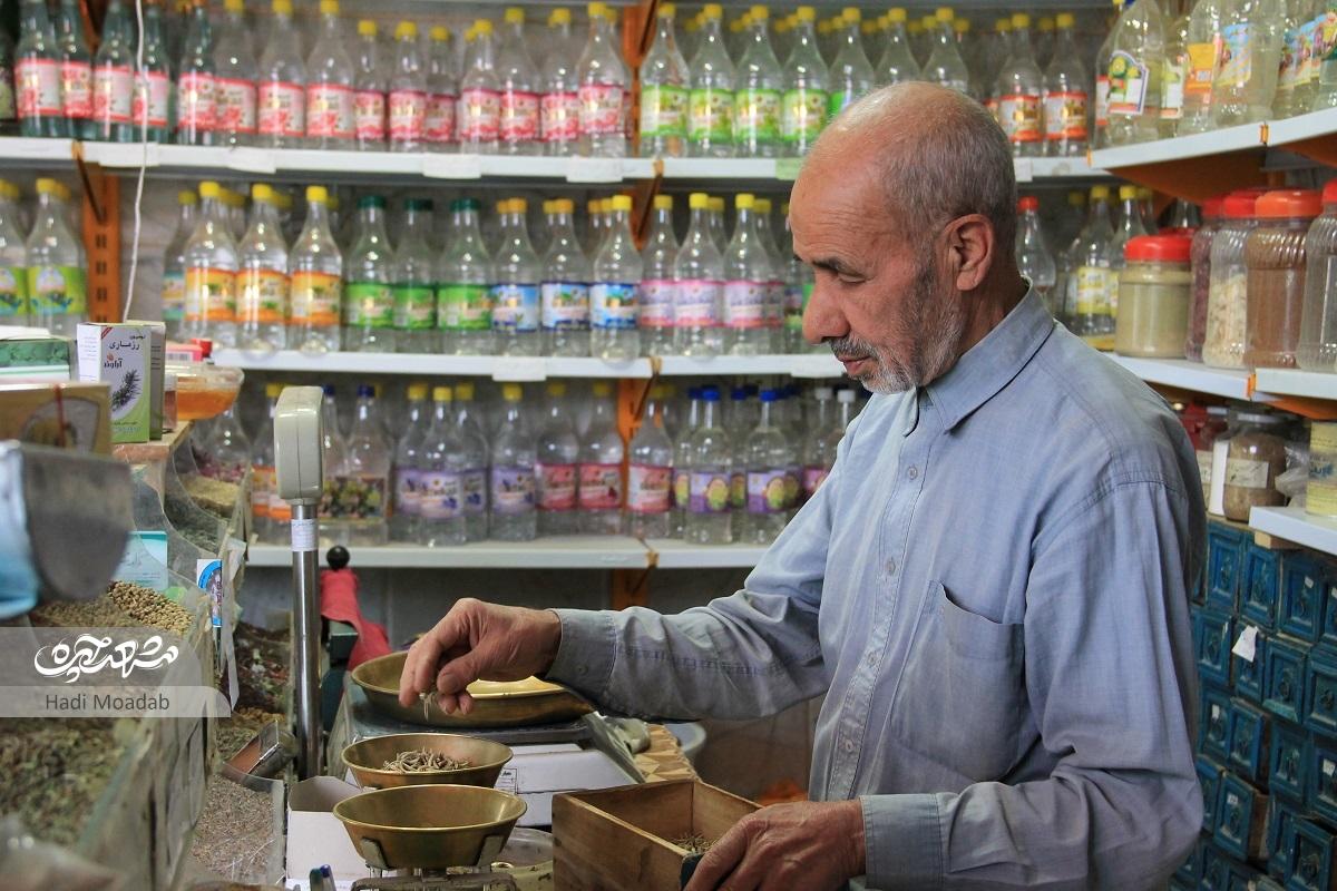 حسین خردو 60سال با عطر گیاهان زندگی کرده است