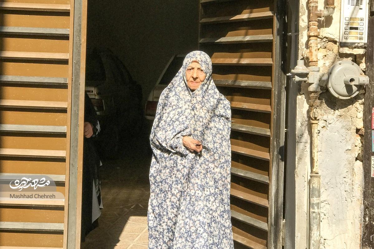 طاهره‌ محمد‌زاده‌اصلی از اولین ساکنان محله رسالت،خاطرات قدیم را برایمان ورق زدخرید لبنیات و نان  از قصابی حاج اصغر