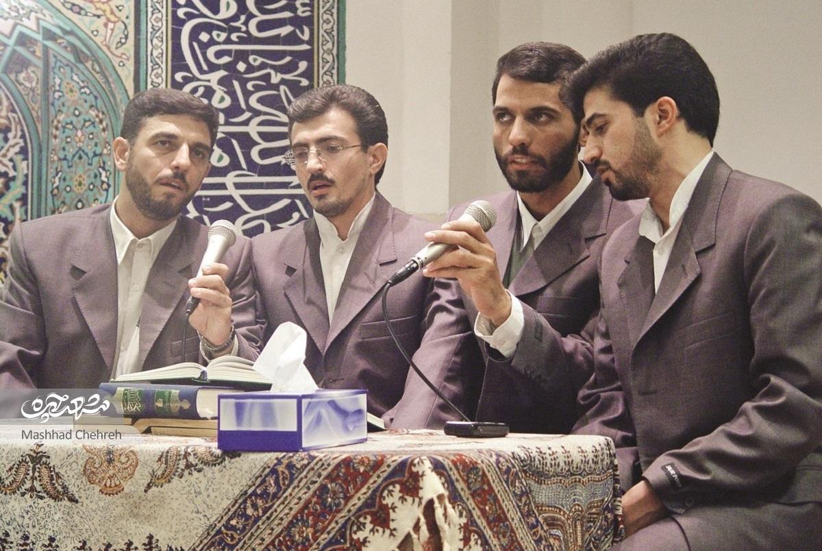 محمدجواد متقین عضو گروه بینالمللی تواشیح و همخوانی عترتالنبی است محمدجواد متقین عضو گروه بینالمللی تواشیح و همخوانی عترتالنبی است