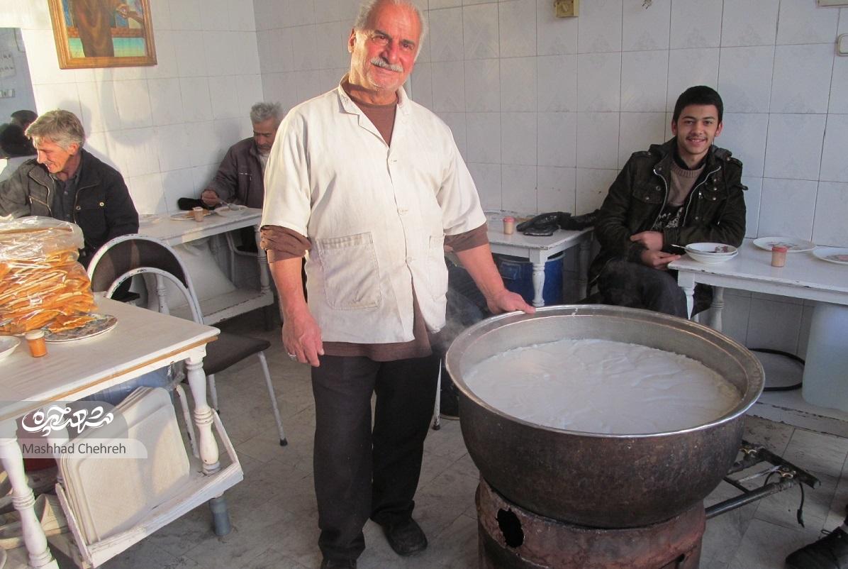 روایتهایی شیرین از سالهای دور میدان شهدا و فرنیپزی روایتهایی شیرین از سالهای دور میدان شهدا و فرنیپزی