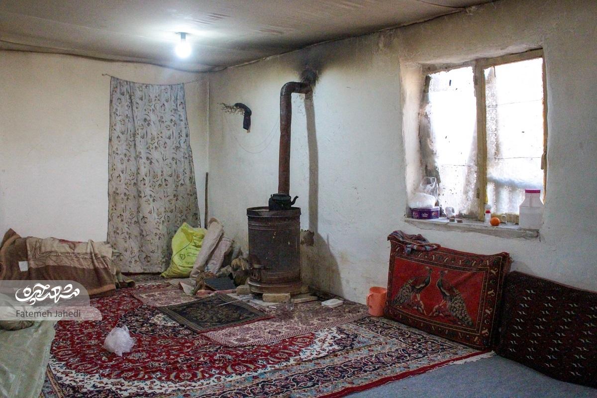 چندساعت در جزیره‌ای به‌نام کلاته‌سرهنگ که مشکلات زیادی دارد
