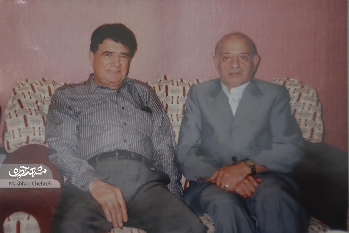 یک پای گردشگری مشهد، ادیب است