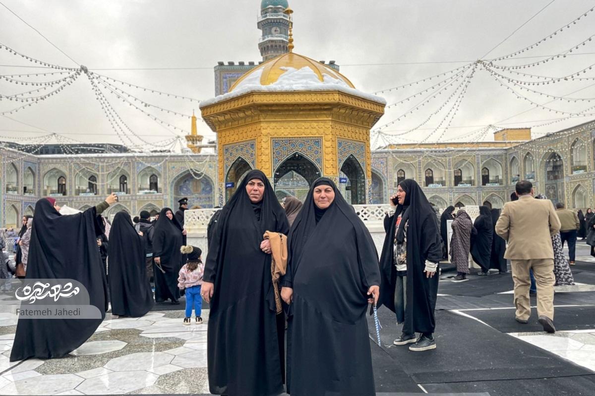 ردپای برفی زیارت در حرم امامرضا(ع) ردپای برفی زیارت در حرم امامرضا(ع)