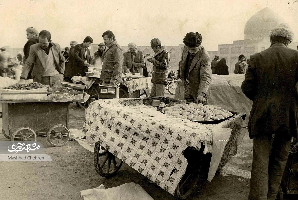 میدانهای بار تا پیدایش فروشگاههای جدید و سوپرمارکتها در یک قرن گذشته میدانهای بار تا پیدایش فروشگاههای جدید و سوپرمارکتها در یک قرن گذشته