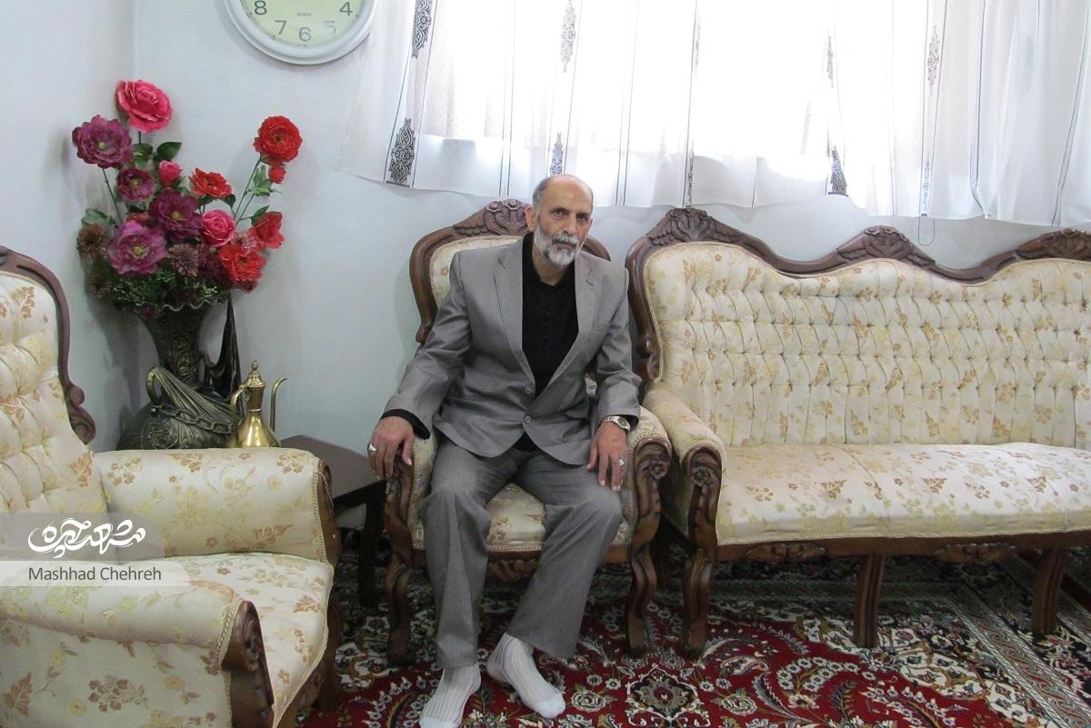 غلامرضا پرکار از بابای مدرسه به مدیری مدرسه رسید غلامرضا پرکار از بابای مدرسه به مدیری مدرسه رسید